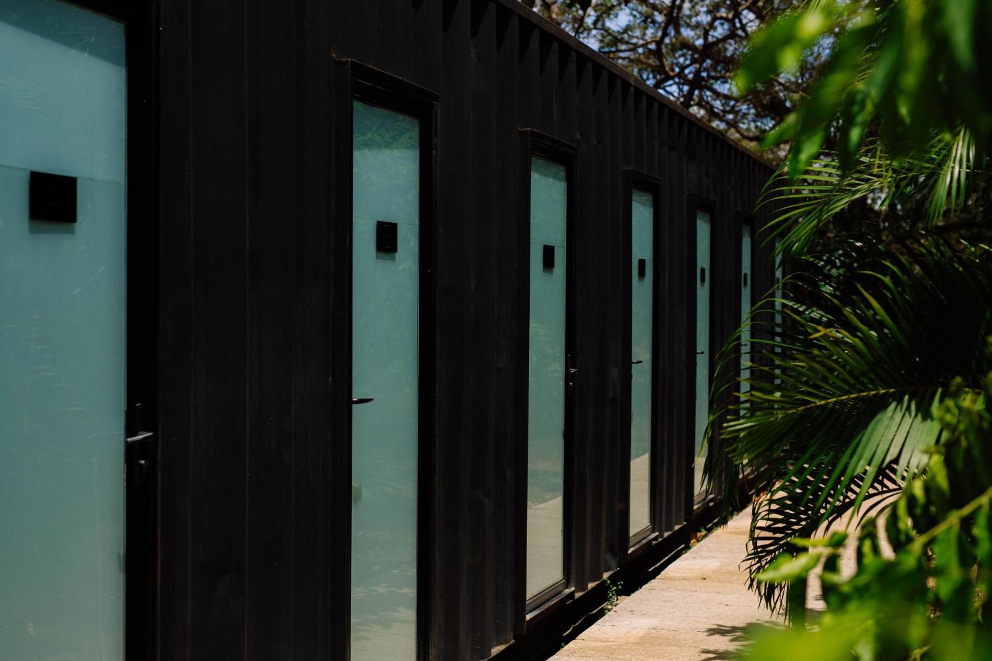 Nao Hostels بلايا فيناو المظهر الخارجي الصورة